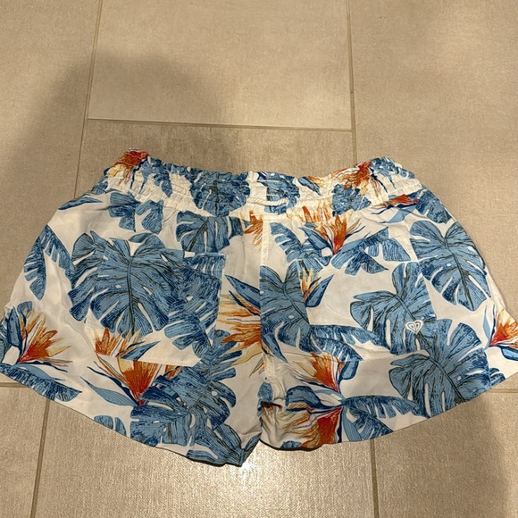 Roxy Beach Vacation Tropical Shorts size xs/s bundle of 2 shorts - Picture 9 of 11